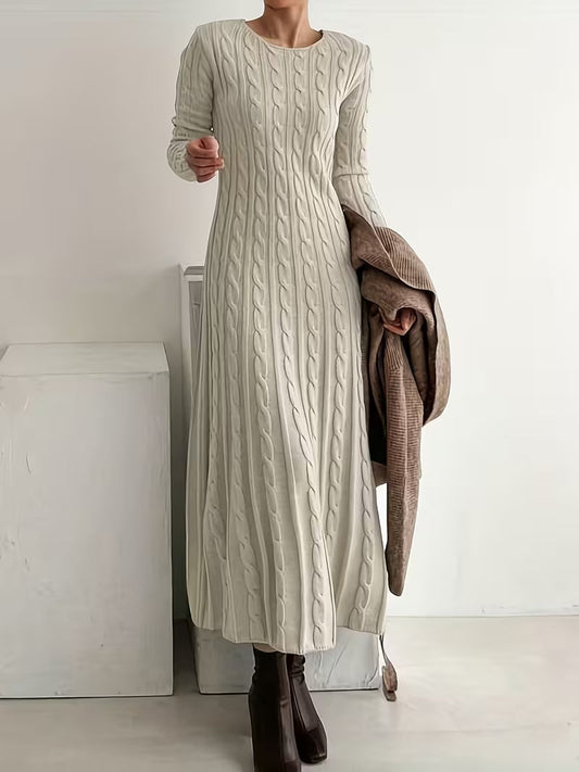 Robe en Maille Chaude à l’Élégance Intemporelle