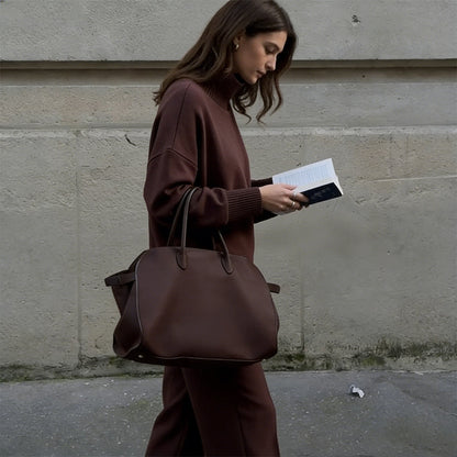 Ensemble Deux Pièces Premium aux Détails Élégants et au Confort Ultime